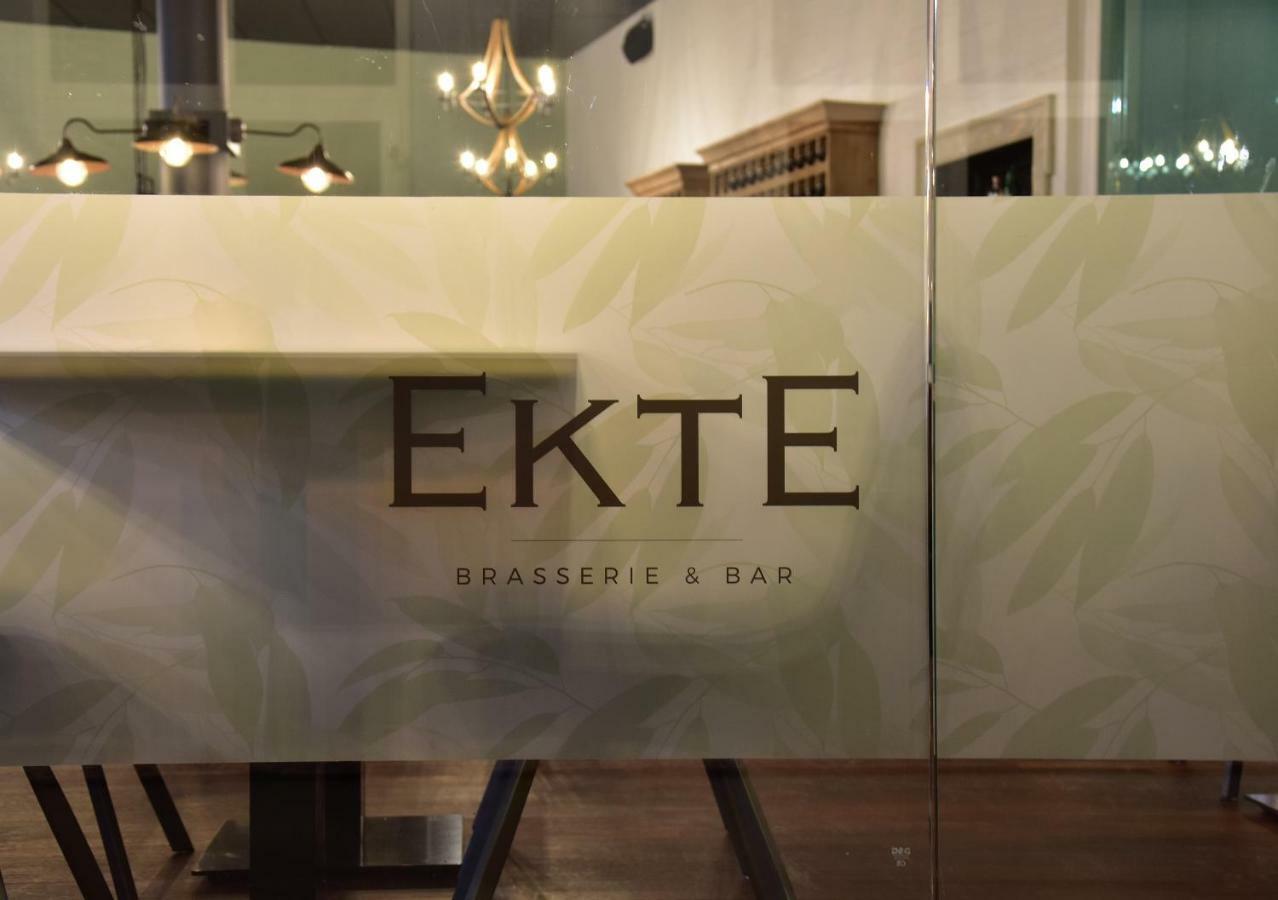 绍姆堡酒店 霍尔斯特布罗 外观 照片