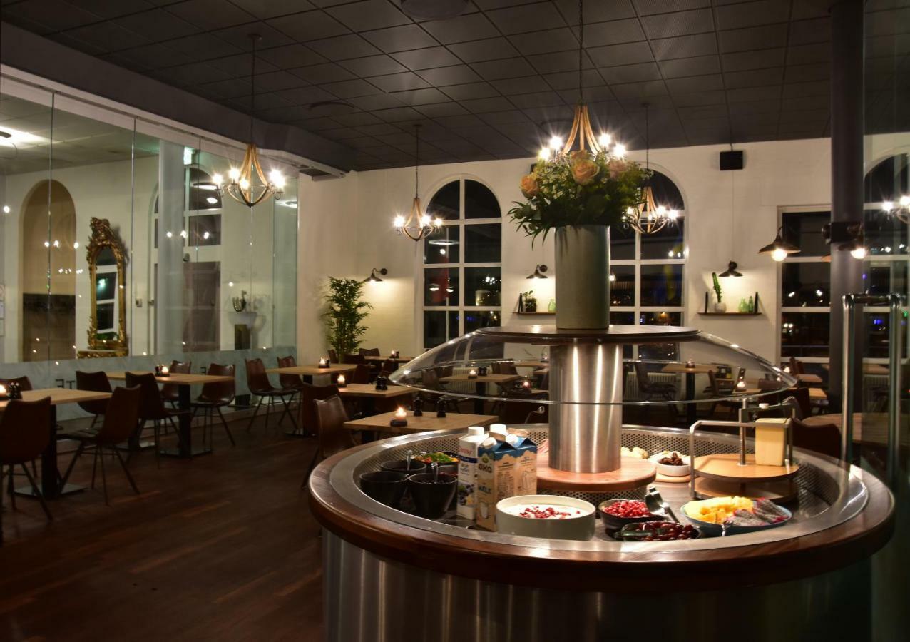 绍姆堡酒店 霍尔斯特布罗 外观 照片
